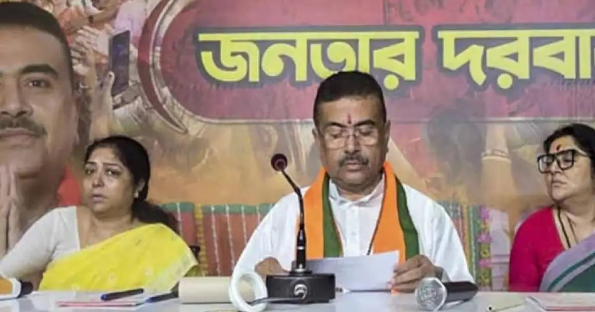 জনতার দরবারে মুখ্যমন্ত্রী শুভেন্দু অধিকারী, ওএমআর ও নিয়োগের দাবিতে সল্টলেকে চাকরিপ্রার্থীরা!