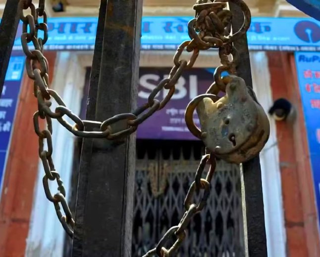 তুলে নেওয়া হলো ব্যাঙ্ক ধর্মঘট, বকরি ইদের নতুন সূচিসহ মে-র শেষ সপ্তাহে খোলাই থাকছে এসবিআই